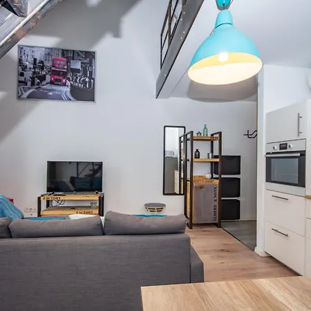 Inpoint Modern Loft - Centre Lazarza St 13 Self Check-in *